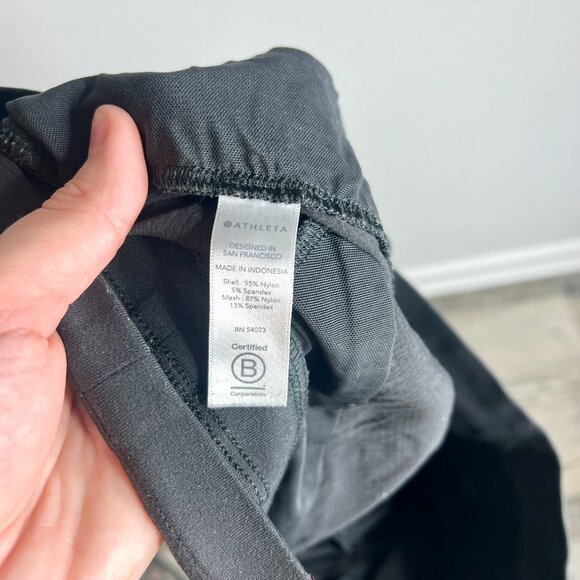 Athleta Trekkie North Jogger Black Pant Zip Pockets Tapered Legs Elastic Cuffs 4 - Picture 5 of 6